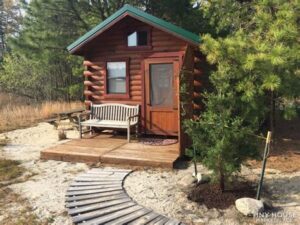 amish built tiny houses