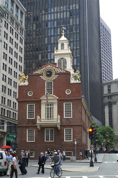 building behind old state house built in 1713 street number